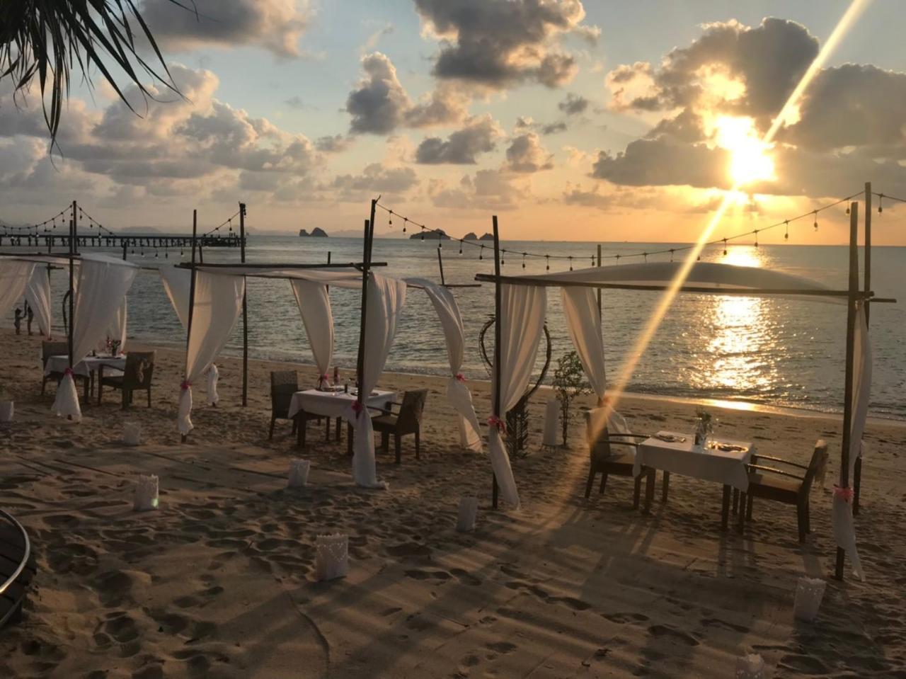 The Sunset Beach Resort & Spa, Taling Ngam, Ko Samui Ngoại thất bức ảnh